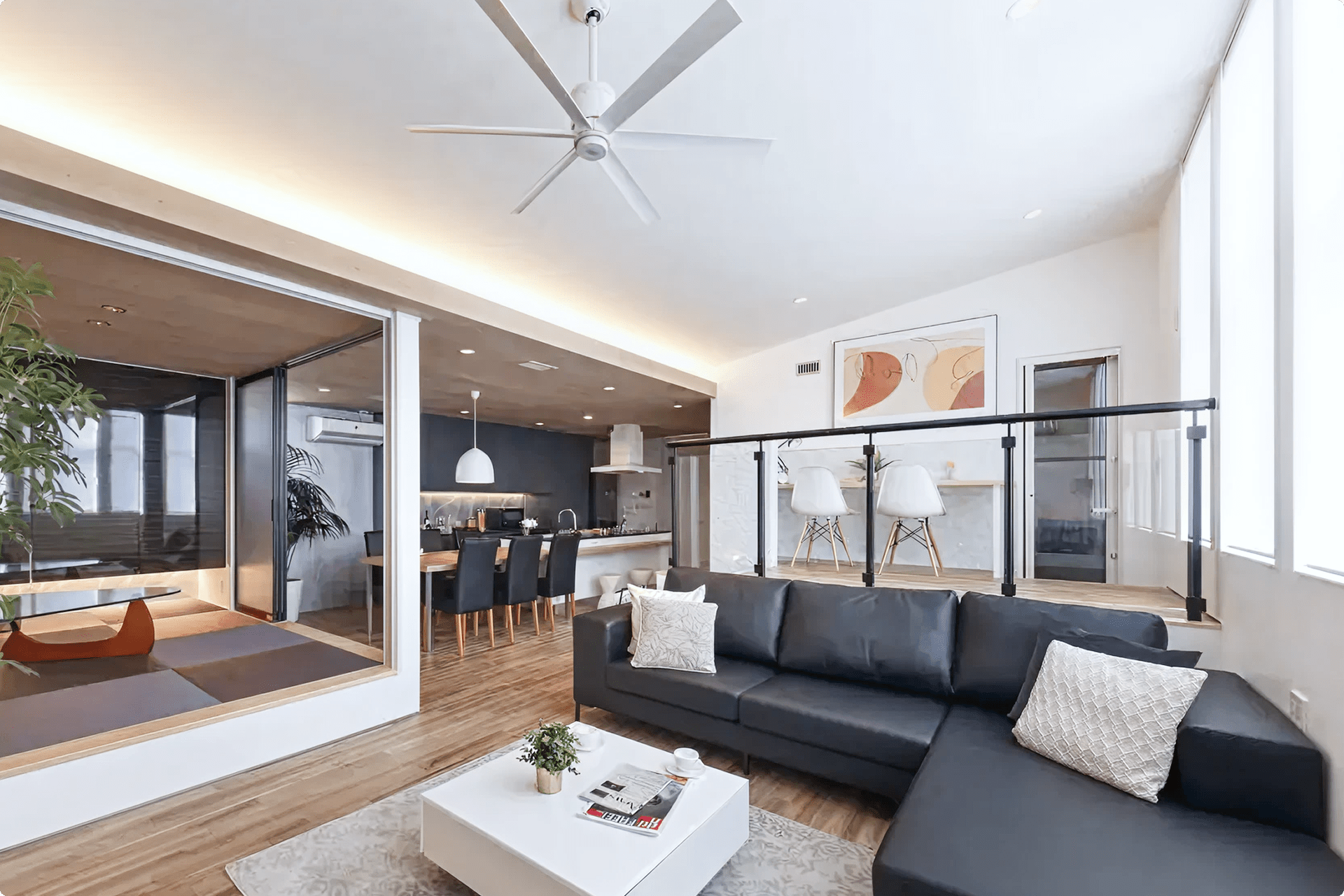 メインビジュアル画像3